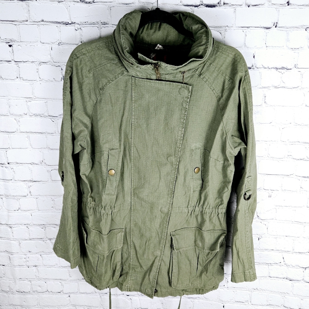WILLOW & CLAY | ripstop stowaway hood utility jacket